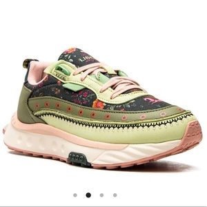 NEW NWT NEVER WORN WOMENS PUMA WILD RIDER 2 LIBERTY SNEAKER SHOE BEECHNUT 6.5